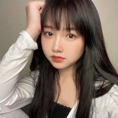 沙特对美豪掷1万亿美元投资，马斯克黄仁勋中东建巨型数据中心