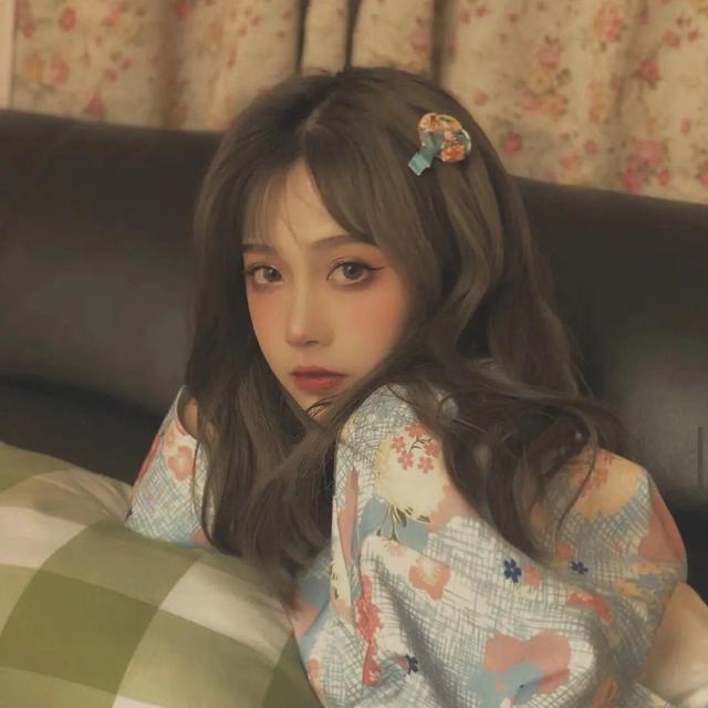 莉莉的午餐汉堡